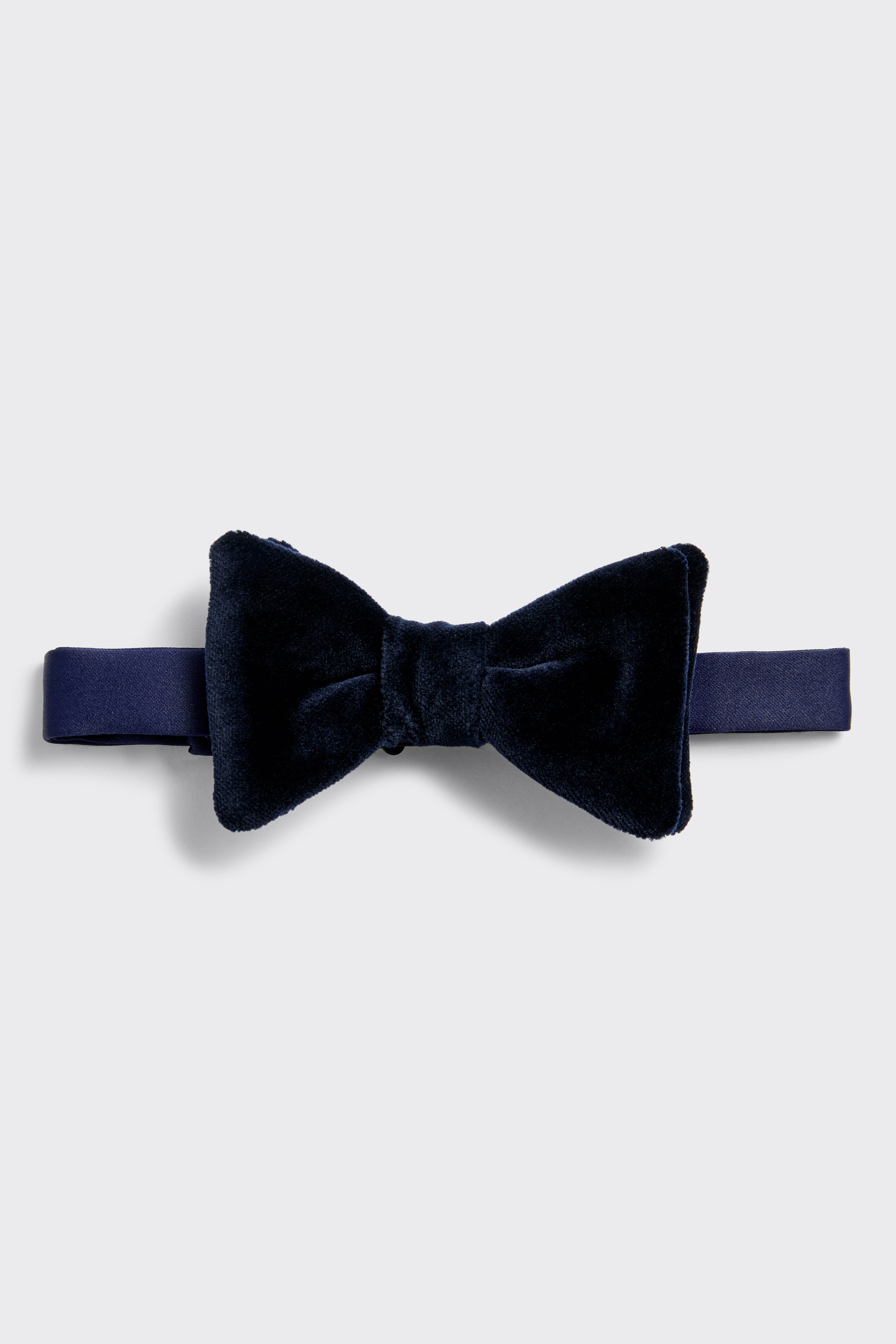 Lathom Velvet Bow Tie Navy Pre-Tied