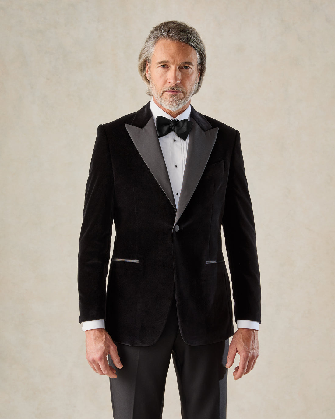 Reynolds Peak Lapel Velvet Dinner Jacket Black